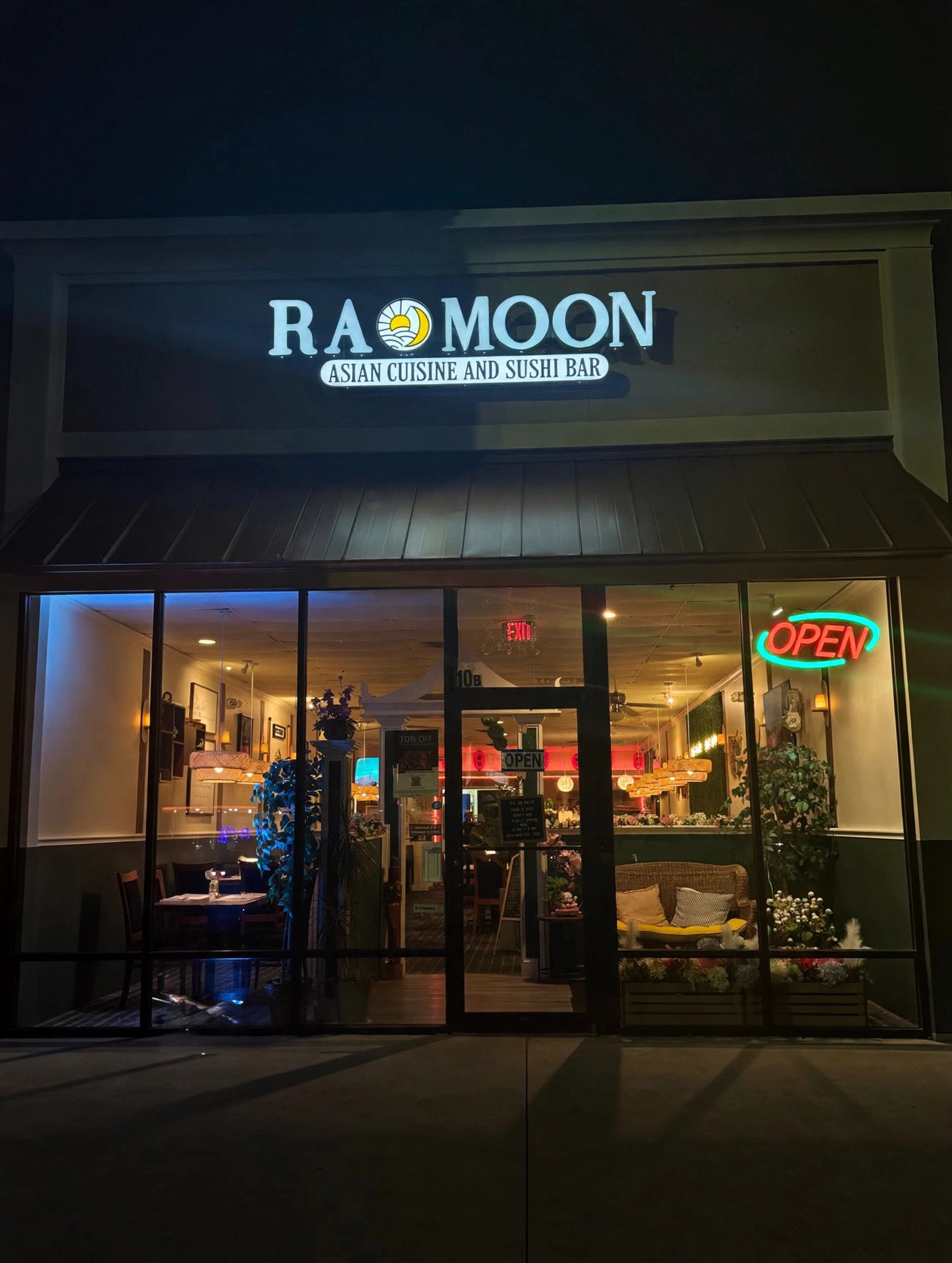Ra-Moon storefront at night
